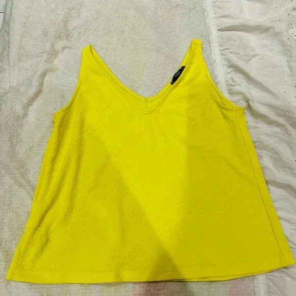 MANGO yellow textured top - Picture 14 of 15